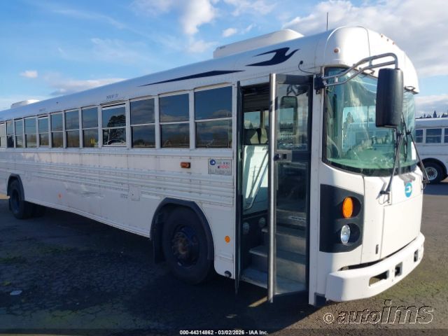 2014 BLUE BIRD BB ALAM RE